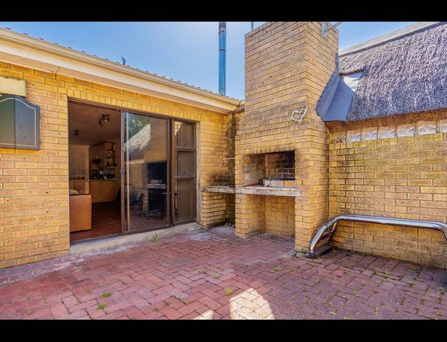 2 BEDROOM HOUSE FOR SALE IN KLEINBRON ESTATE